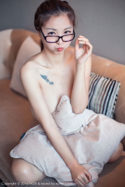 男女一边摸一边做爽爽的免费视频